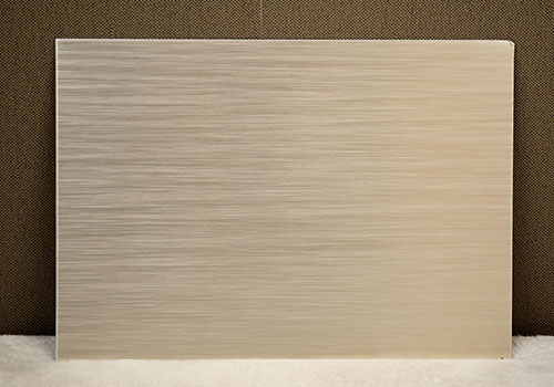 Rouleau de bobine d'aluminium en alliage pur anodisé brossé 3003