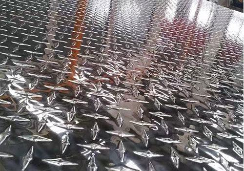 Diamond aluminum checkered plate sheet coil